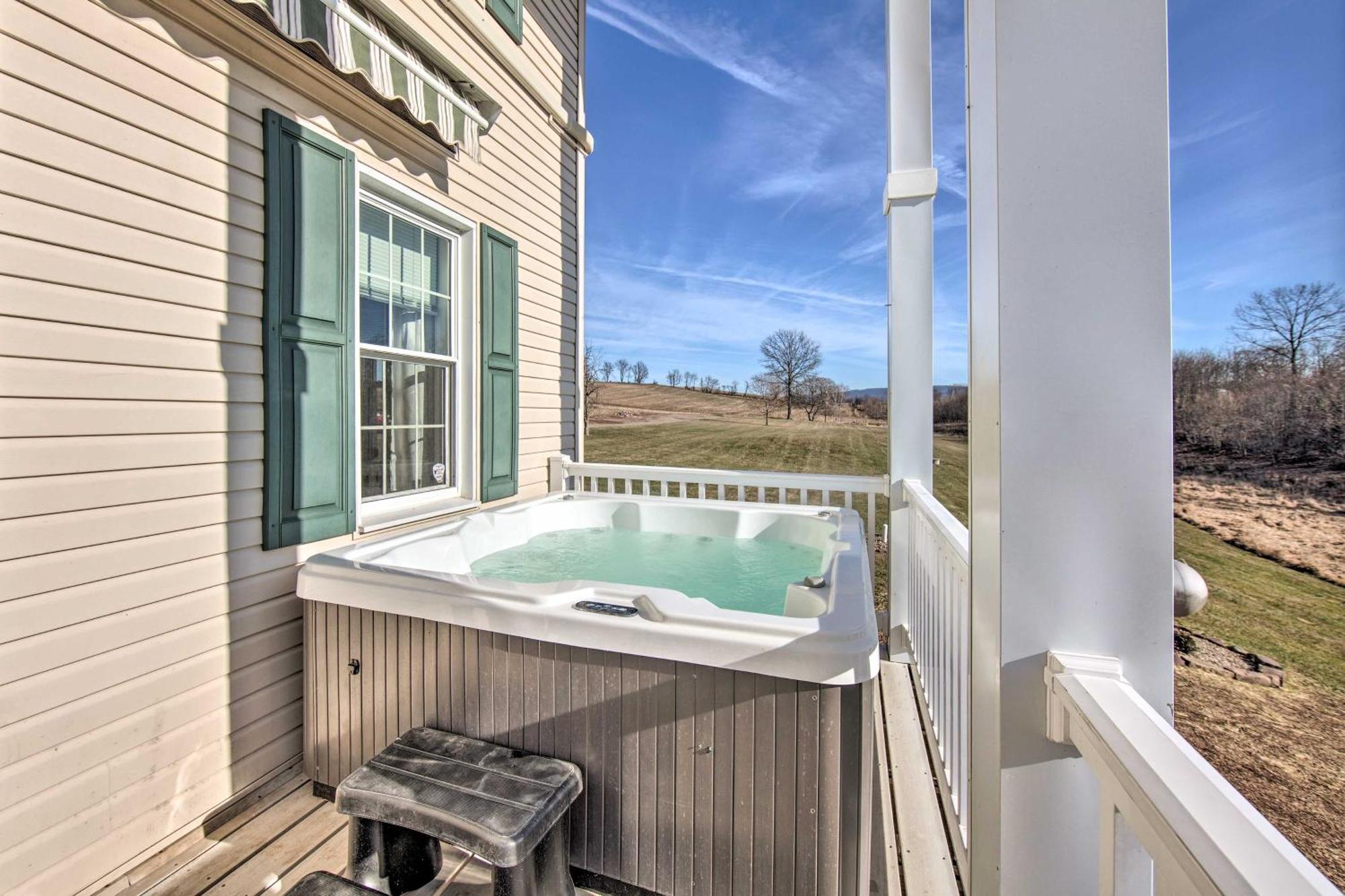 Remote Escape Halifax Farmhouse With Pool And Hot Tub Villa New Buffalo Exterior photo